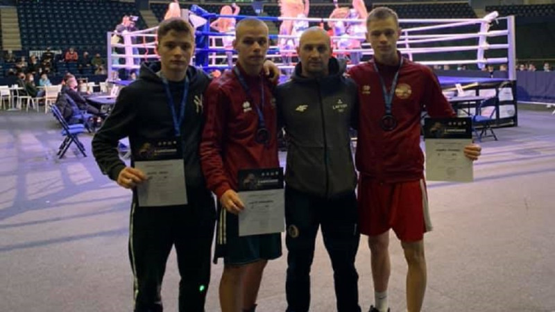 Mūsu jaunie bokseri uzvarējuši Lietuvā, labi cīnījās arī valsts čempions sporta dejās