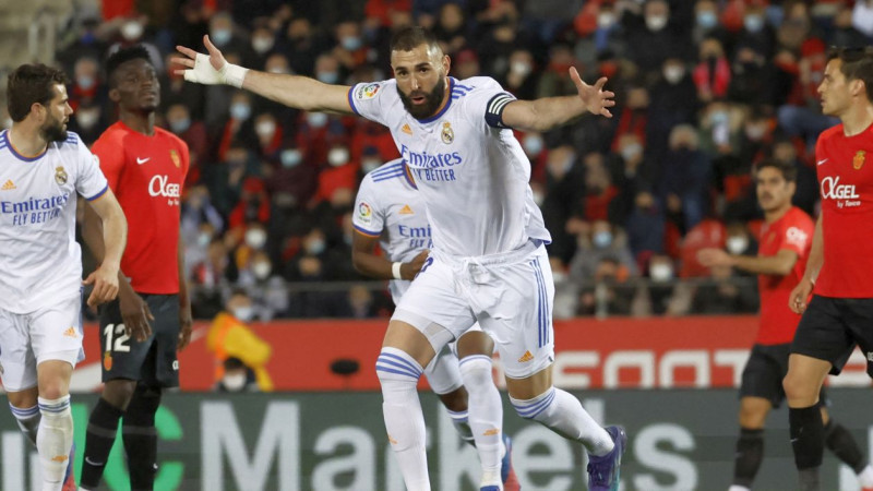 Karstajam Benzemā pieci vārti divās spēlēs, "Real" nostiprinās "La Liga" vadībā
