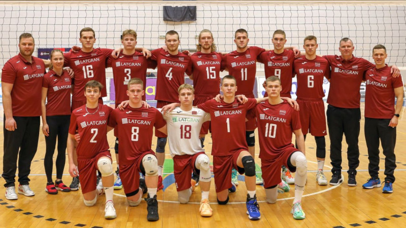 Latvijas U20 volejbolistiem EČ kvalifikācijā sāpīga neveiksme pret Rumāniju