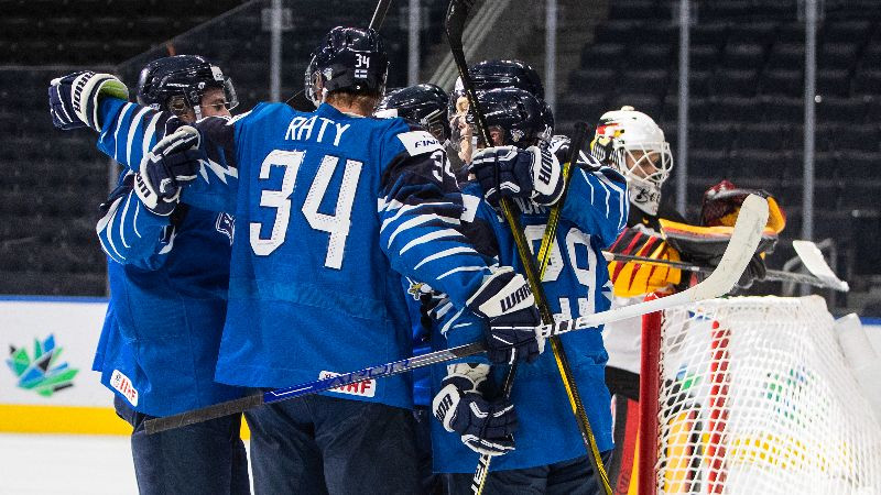 Somijas U20 hokejisti pieveic Vāciju un kā pirmie iekļūst pusfinālā
