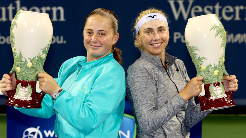 Ostapenko/Kičenoka triumfē prestižajā Sinsinati "WTA 1000"