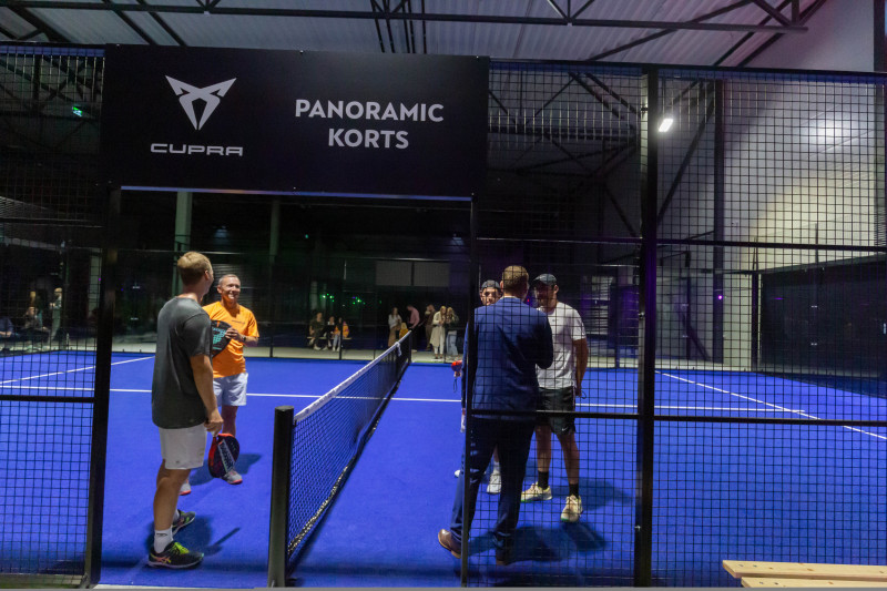 Rīgā atklāts mūsdienīgākais padel tenisa klubs Baltijā
