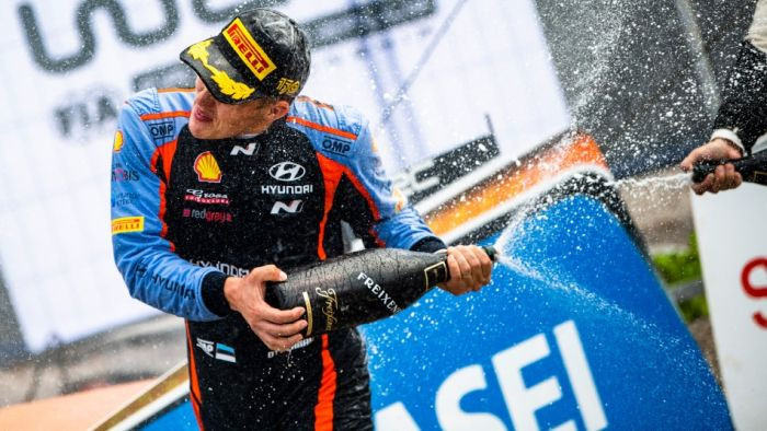 Tanaks apsver domu beigt WRC karjeru pēc šīs sezonas