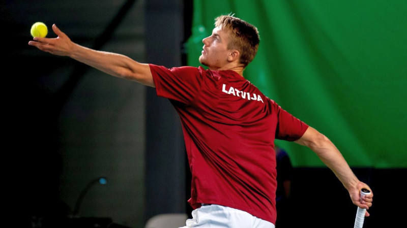 Latvijas tenisisti Deivisa kausa duelī uzvar Honkongu