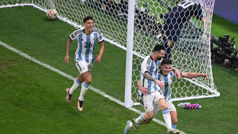Mesi apbur, Argentīna pārliecinoši iesoļo Pasaules kausa finālā