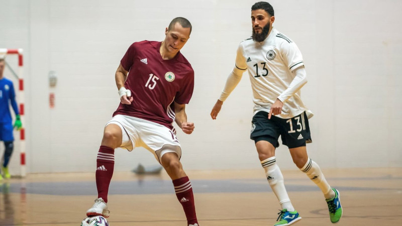 Latvijas vīriešu telpu futbola izlase pārbaudes turnīrā zaudē Norvēģijai