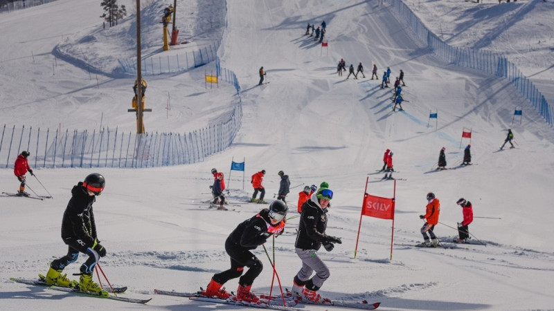 Somijā ar daudziem startiem, ieskaitot LČ junioriem, noslēgsies Baltijas kauss kalnu slēpošanā