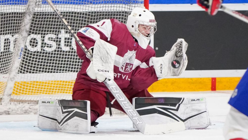 Četri jaunie latviešu hokejisti izvēlēti Kanādas junioru līgu draftā