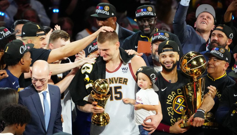 Pirmo reizi vēsturē: "Nuggets" ar MVP Jokiču priekšgalā izcīna NBA čempiontitulu