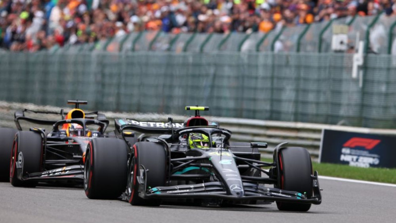 Hamiltons: "Beļģijas GP atgriezās vecā "Mercedes" problēma"
