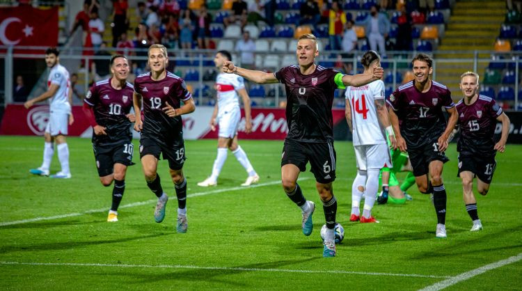 Latvijas futbolisti Nāciju līgā pirmajos mačos tiksies ar Armēniju un Fēru salām