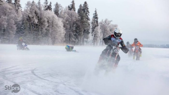 Latvijas Junioru čempionātā ziemas motokrosā MX85 klasē uzvar Kristians Baltus