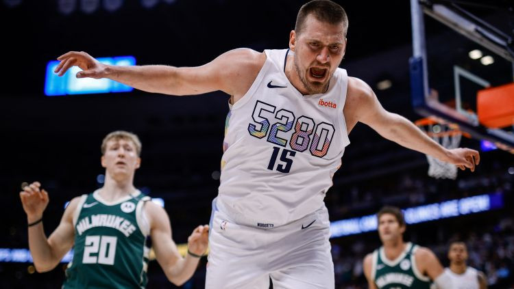 Lebronam uzvaras grozs, Jokičs atgriežas ar triple-double un fantastisku piespēli