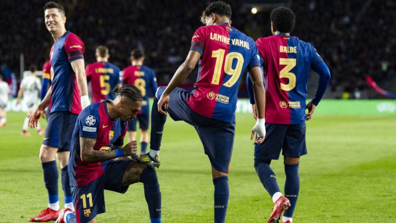″Barcelona″ glābj ″pendele″ kompensācijas laikā, "Atletico" klūp Kanāriju salās