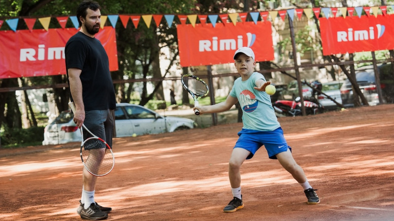 Bērniem iespēja pieteikties Ernesta Gulbja fonda un Rimi tenisa stipendiju programmai