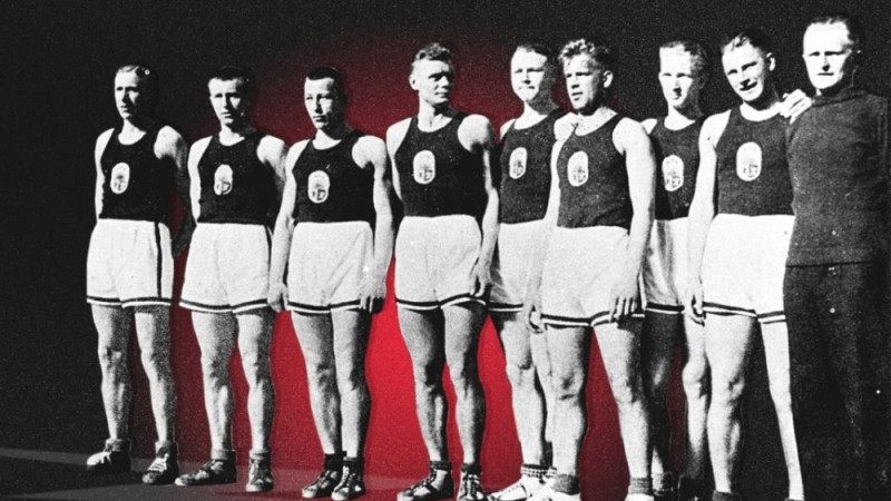 Rīgā tiks atklāts piemineklis par godu 1935. gada EČ zelta izlases stūrmanim Valdemāram Baumanim