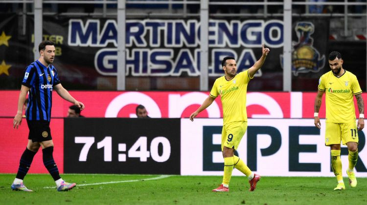 "Inter" divreiz izlaiž līderpozīciju, "Napoli" anulē pendeli, "Milan" paliek bez Eirokausiem