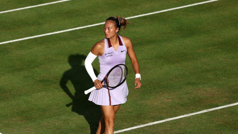 Džena un Ribakina iesoļo Londonas "WTA 500" astoņniekā