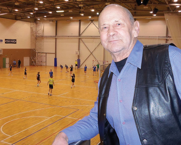 Aiziet “Ezis” Andris Eģītis... Skrīveru handbola tēvs un dvēsele