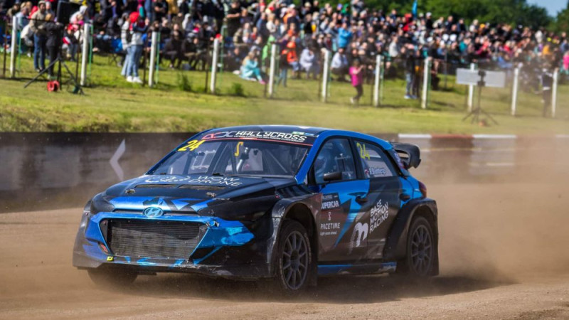 Latvijas-Lietuvas rallijkrosa čempionāta posmā "Supercar" klasē uzvara Blumbergam