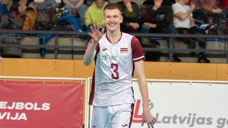 Cēlājs Vensbergs karjeru turpinās Igaunijas klubā "Parnu VK"