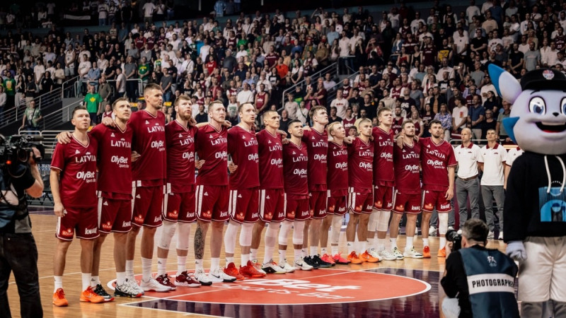 Banki nosauc izlases sastāvu EČ finālturnīram, malā atstājot divus jaunos un Šiliņu