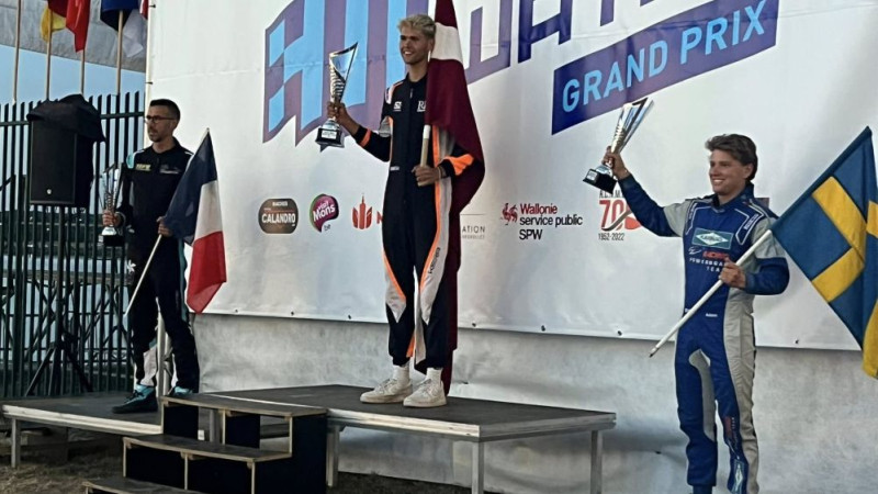 Nils Slakteris Beļģijā triumfē F4 pasaules čempionātā ātrumlaivām