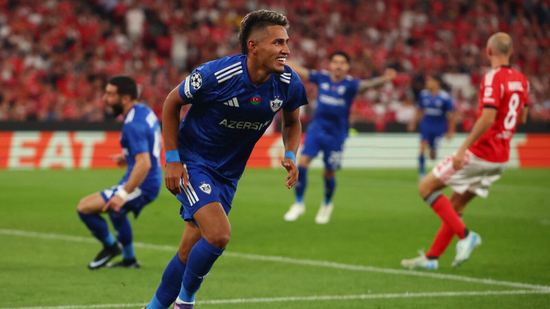 "Juventus" astoņu vārtu puslaika kompensācijā atspēlējas no 2:4, Azerbaidžānai svētki