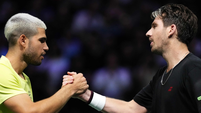 Ranga līderis Alkarass zaudē pirmajā cīņā, jubilārs Frics tiek tālāk Parīzes "Masters"