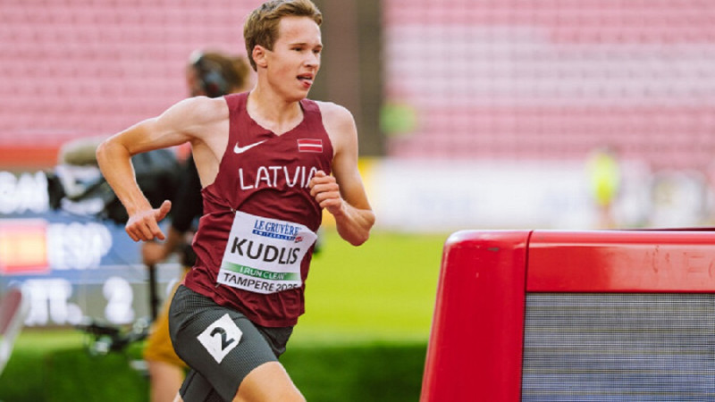 Latvijas vieglatlēti sešiniekā ASV studentu krosa trasēs