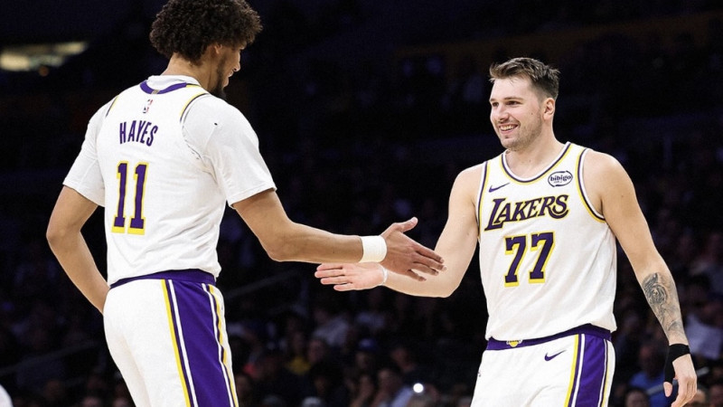 Dončičam triple-double, Vembanjamam klusais vakars un pirmais zaudējums