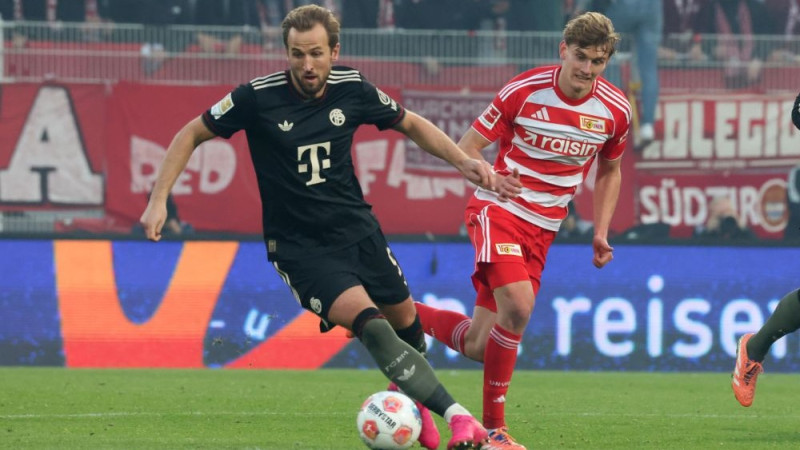 Keins kompensācijas laikā glābj ″Bayern″ no vēsturiska zaudējuma