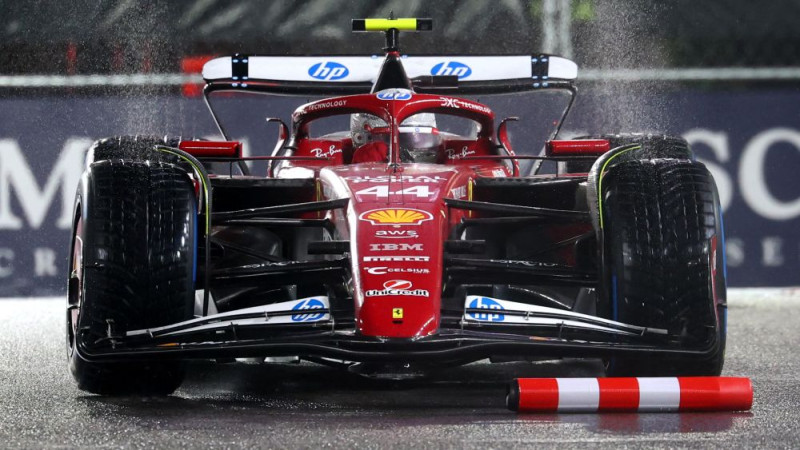 Hamiltons kvalificējas pēdējais: "Es īsti nezinu, ko teikt"