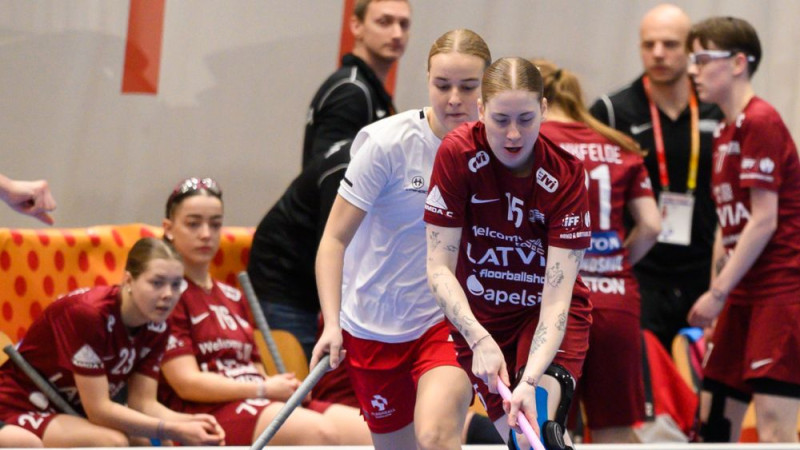 Florbola izlasei cīņa par vietu astotniekā gan čempionātā, gan pasaules rangā