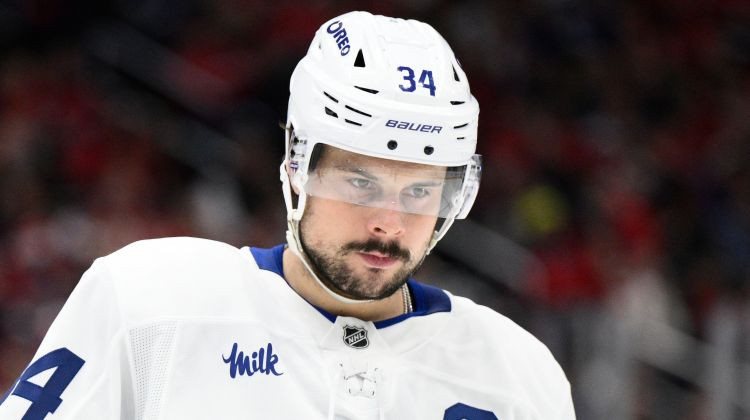 Pitsburgai agrā cīņa Toronto, Ābolam otrā spēle divās dienās