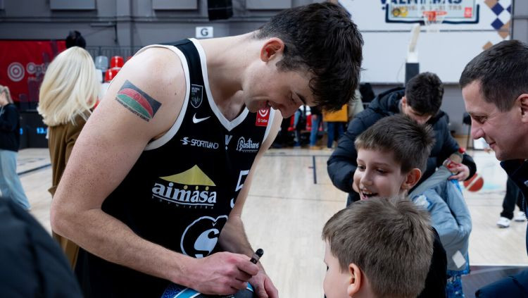 Vietējos lielklubus uzvarējusī Valmiera Ziemeļu līgā uzņems britu lidotājus