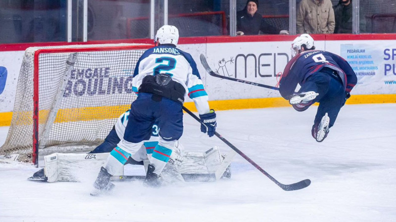 "Rīgas HS" pakutina arī "Zemgales" nervus, jelgavnieki uzvaras vārtus gūst mazākumā