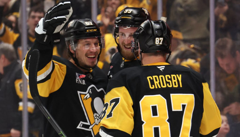 Merzļikins un Šilovs rezervē, "Blue Jackets" un "Penguins" turpina krāt uzvaras