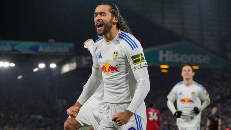 Kalvertam-Lūinam desmitie vārti sezonā, Līdsa mājās satriec Notingemu