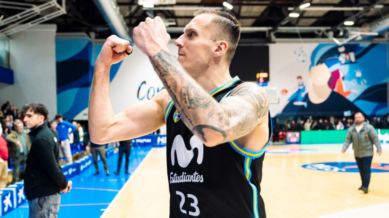 Stumbris nes veiksmi jaunajam klubam, Bagatska padotie nostiprinās smailē Polijā