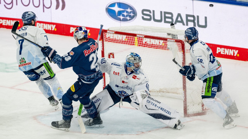 Alberts Šmits pirmo punktu Vācijā nopelna 10:1 uzvarā, Toms Andersons iemet pusfinālā Šveicē