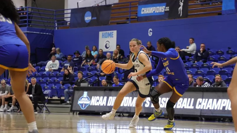 Ieva Korzāne iemet 27 un iesoļo NCAA2 čempionāta "Sweet 16"