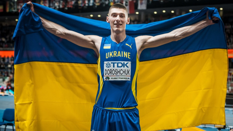 Ukrainis Doroščuks pasaules čempionātā vieglatlētikā telpās uzvar augstlēkšanā