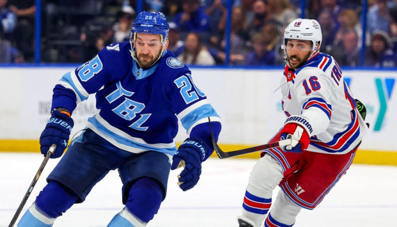 Girgensons noslēdz NHL karjeras trešo rezultatīvāko regulāro sezonu
