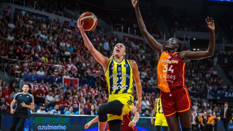 Žulī Alemānai izcils sniegums finālā, "Fenerbahce" trešais Eirolīgas tituls