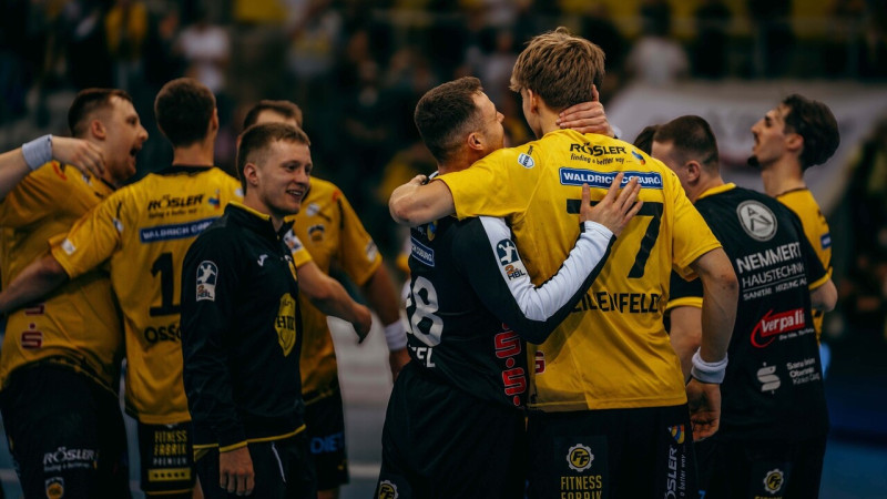 Krištopānam nulle no četriem, 18 gadīgais Lilienfelds spilgts