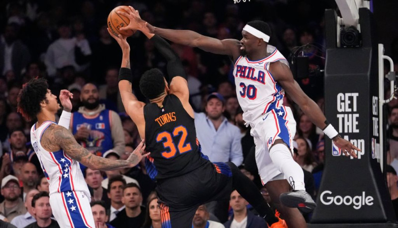 "Knicks" un "76ers" spraigs duelis, "Spurs" pārbrauc pāri "Timberwolves"