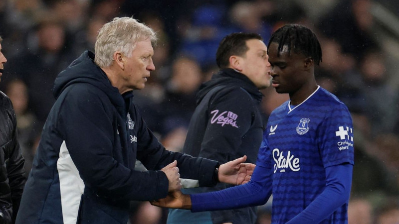 ''Everton'' par prāvu summu atgriež ierindā ''Chelsea'' audzēkni