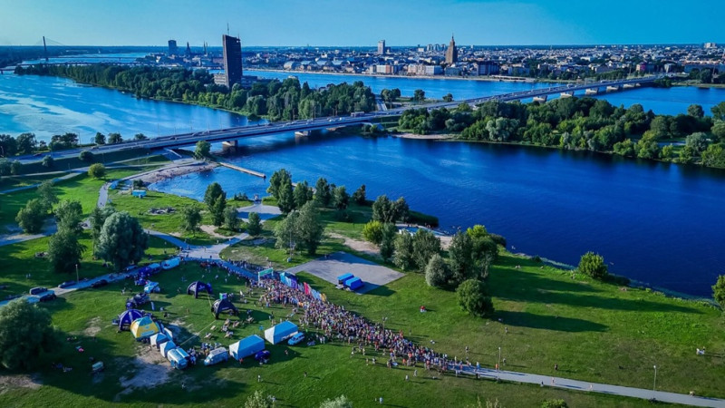 Latvijas rekordisti Serjogins un Caune uzvar "Izskrien Rīgu" 5km Lucavsalā