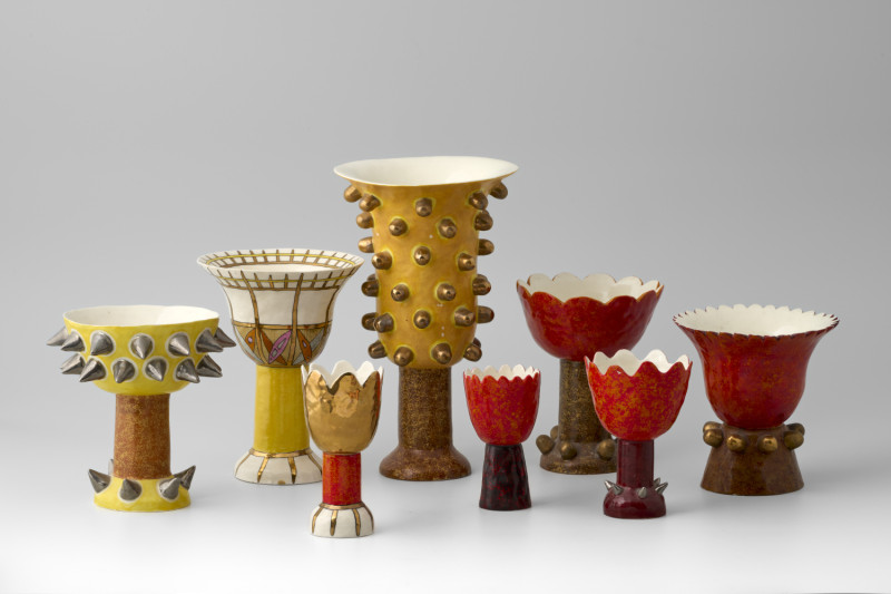 “Tikšanās” – mākslinieces Marutas Raudes darbu retrospekcija Rīgas Porcelāna muzejā